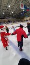 Катание на коньках с Дедом Морозом и Снегурочкой