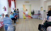 Волонтёры вновь побывали в гостях у людей, проживающих в доме-интернате № 2 