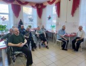 Волонтёры вновь побывали в гостях у людей, проживающих в доме-интернате № 2 
