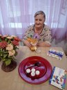 Оригинальный букет хризантем сделала Надежда Рычагова, проживающая в домe-интернате № 1