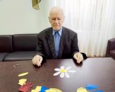 За игрой-головоломкой «Собери цветок» провели досуг люди, проживающие в доме-интернате № 2 