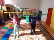 С утренней зарядки начался День здоровья в отделении реабилитации для детей-инвалидов №2