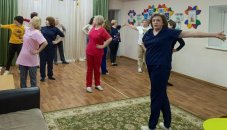 С утренней зарядки начался День здоровья в отделении реабилитации для детей-инвалидов №2