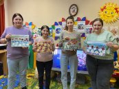 Яркие картины нарисовали каширские женщины