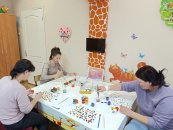 Яркие картины нарисовали каширские женщины