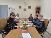Для участников клуба «Активное долголетие» города Ступино прошло занятие по английскому языку, посвященное теме Пасха