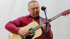 �������